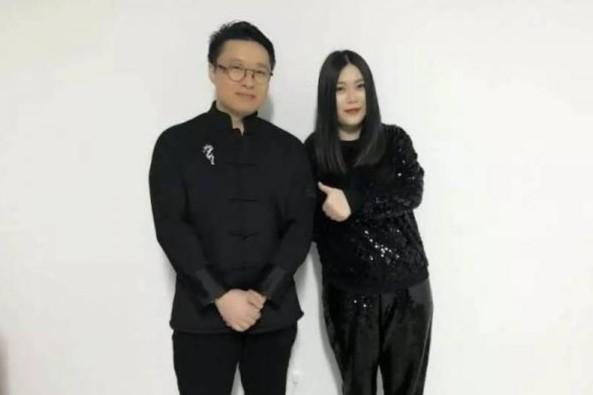 西单女孩 春晚，西单女孩任月丽捐款5万（11年前凭春晚走红,发誓要做第二个董明珠的