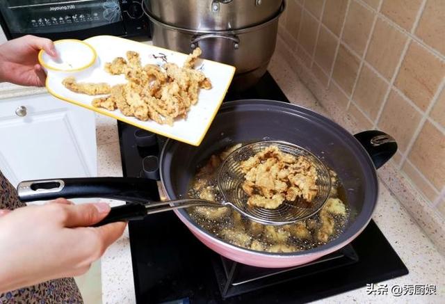 软炸里脊怎么做，软炸里脊怎么做才好吃又简单（软炸里脊的做法）