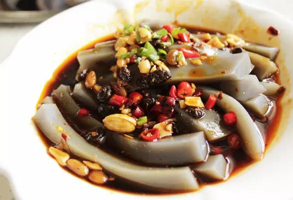 美食珍馐味道绵州，彝人古镇小吃推荐