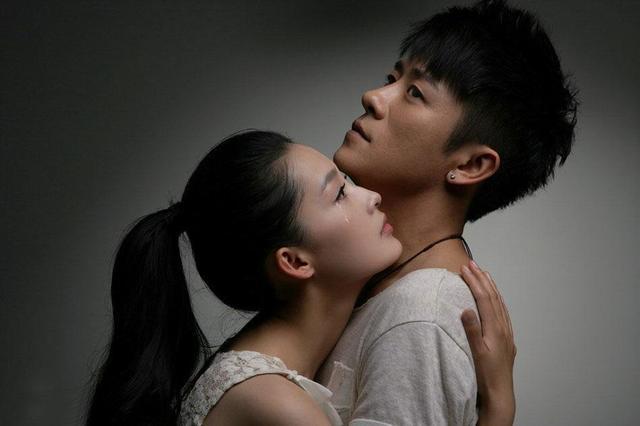 虐心的爱情电视剧，十部顶级虐心剧现代男女主都死了（哭到崩溃的20部虐心电视剧）