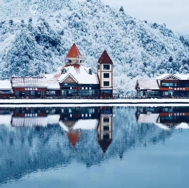 西岭雪山游玩攻略，西岭雪山旅游攻略完整版（成都周边的“小西岭雪山”）