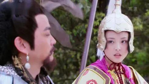 吴倩为啥是武大校花，为什么同样是武大校花