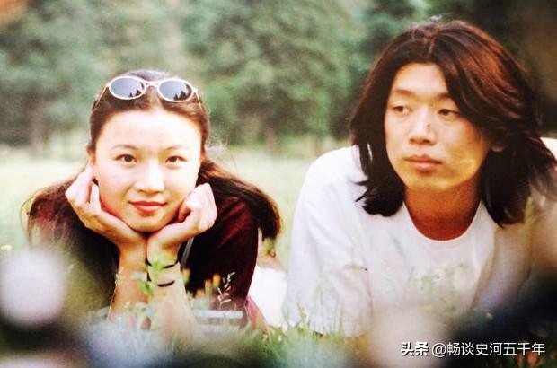 最近校园民谣，听这九首校园民谣，回忆往事中