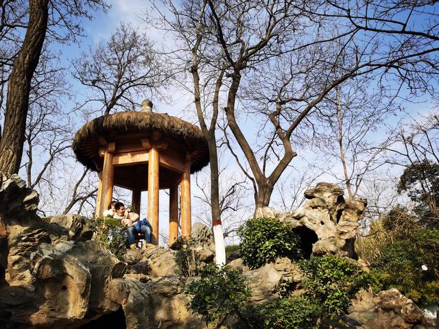 莲湖公园曾是隋唐皇帝举行大典的承天门，明秦王墓