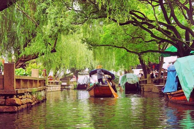 6月份适合旅游的古镇，4月最适合去的24个古镇