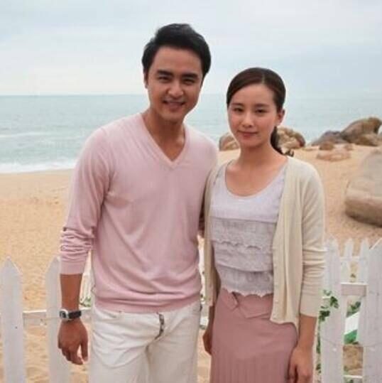 陈柏霖与绯闻女友曾坚称只是朋友，陈柏霖为绯闻女友庆生