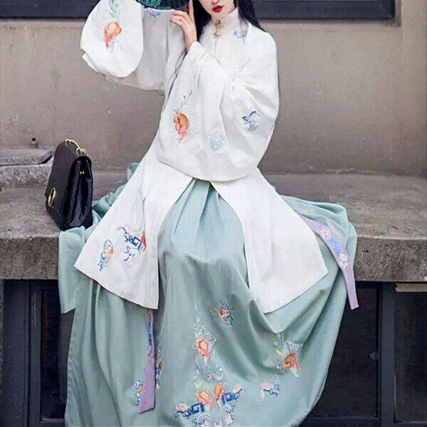 汉朝服饰资料，感受中华美学与哲学力量