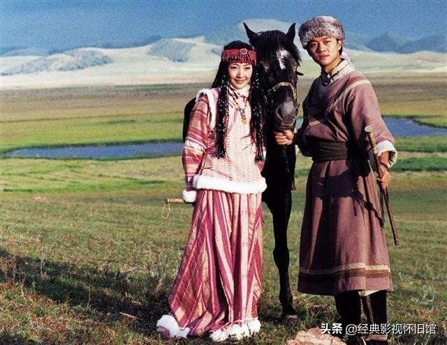 经典射雕英雄传李亚鹏，金庸射雕三部曲之——《射雕英雄传》永恒的经典