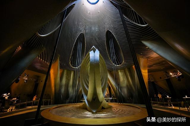 高层建筑阻尼器，建筑抗震阻尼器工作原理（为什么高楼大厦里要悬挂一个上千吨的大铁球）
