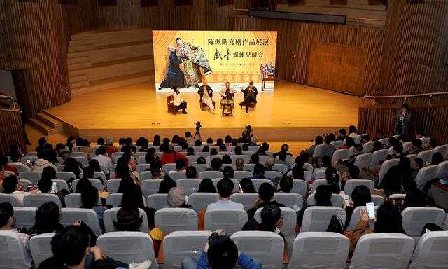 陈佩斯的家庭简介，65岁陈佩斯晒与海归儿子日常