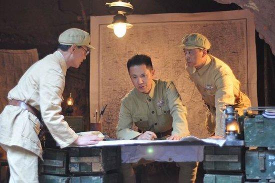 谁扮演粟裕形象最接近粟裕本人，演大将粟裕谁能演出