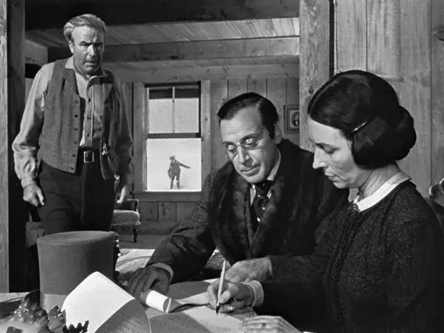 干货叙事结构中的，叙事框架（小说插叙具体如何运用）