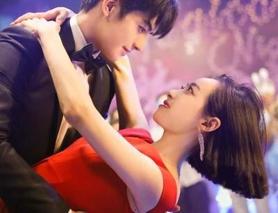 宋茜从31岁秒变回18岁少女，11岁北漂20岁闯韩32岁的宋茜扑倒小奶狗