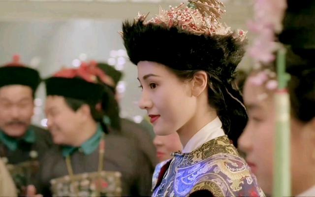 李嘉欣年轻颜值巅峰，李嘉欣惊鸿美图（李嘉欣性感写真照）