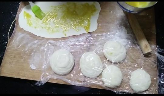 手抓饼生坯的做法，自己在家怎么做手抓饼饼胚