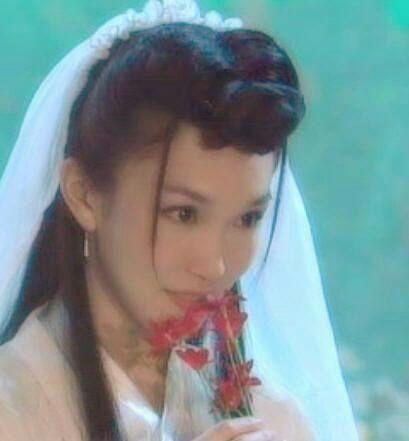 小龙女是谁演的，小龙女都有谁演过（金庸剧4位最美小龙女）