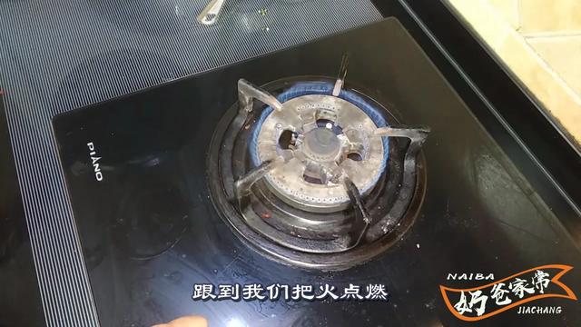 油泼辣子油面正宗做法，四川版的油泼辣子面