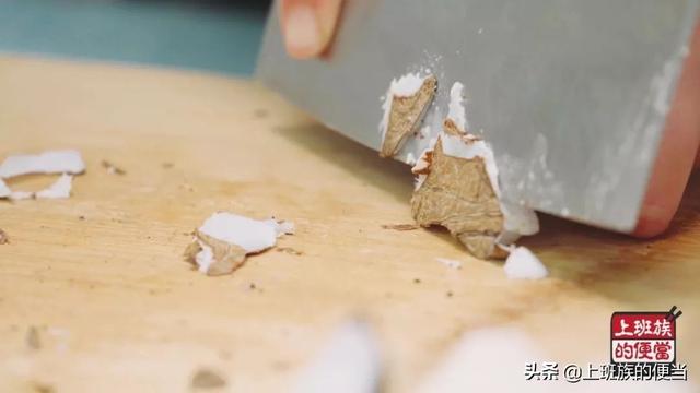 海南椰子鸡怎么炖，海南人这样炖鸡太清甜了