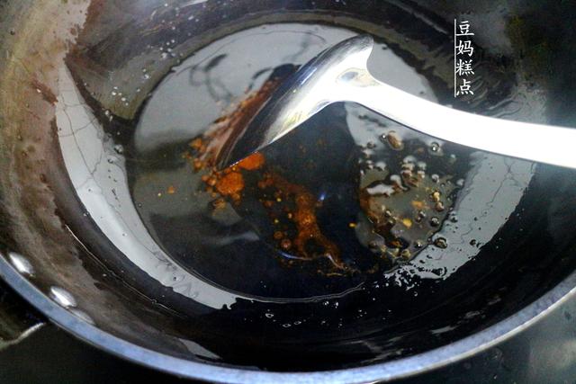 炒鸡肉怎么炒好吃，如何做炒鸡又好吃又简单（鸡肉鲜嫩入味不发柴）