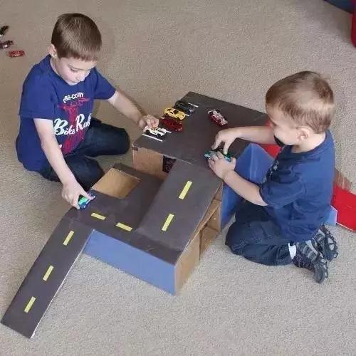 纸箱手工制作大全，纸箱手工制作大全环创（用纸箱就能做的5个桌面小游戏）