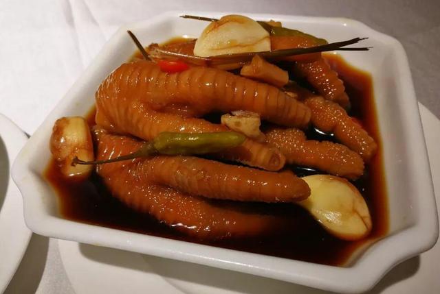 腌制的酸辣鸡爪的做法，教你做出酸辣爽口陈醋鸡爪
