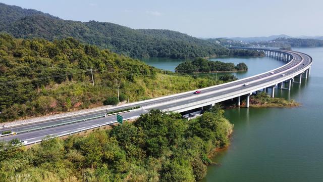 南京二日游最佳安排，南京自驾旅游攻略二日游推荐（攻略美图国庆自驾从南京出发）