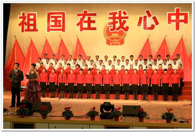 红色经典影视民歌，最新革命红歌最好听的十首歌（那些美到窒息的红色经典歌曲）