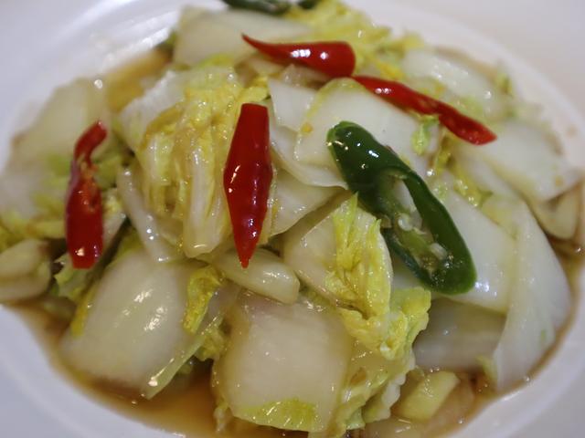 娃娃菜怎么做好吃又简单不用油，娃娃菜这样做不加一滴水