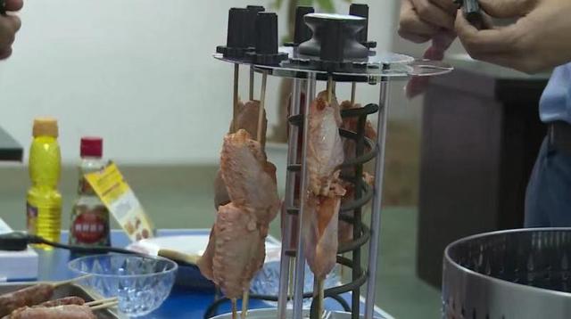 打败传统烧烤的，全自动烧烤机制作教程