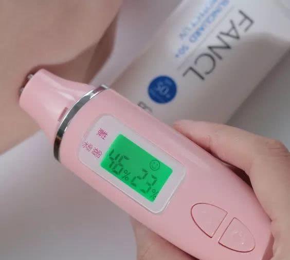 什么牌子的防晒好用测评，20款防晒超真实测评