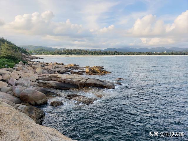 惠州附近的海滩景点，惠州南表山旁还有三个如此优美的野沙滩