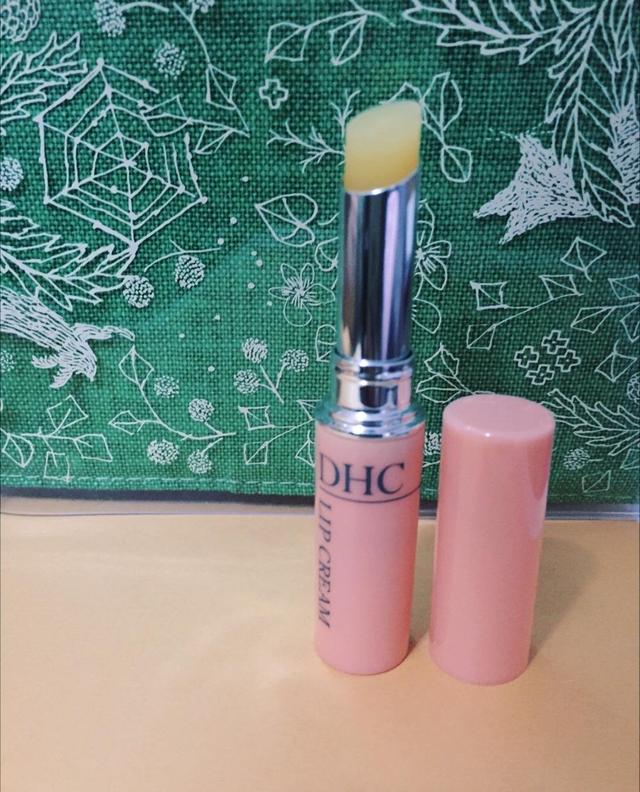 日本dhc唇膏不好用，恨不得安利全世界的化妆品
