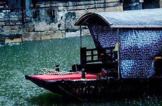 与下雨天有关的古诗词，关于“雨”的100句经典诗词