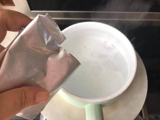 布丁怎么做简单又好吃，怎么在家自制布丁简单又好吃