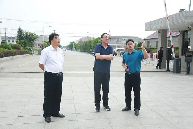 教师慰问一线教育工作者，省委教育工委、省教育厅走访慰问一线教育工作者