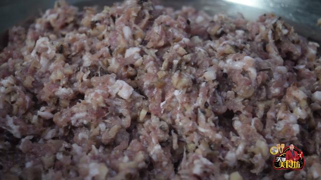 炸猪肉丸子的家常做法，家常炸猪肉丸子的做法大全窍门