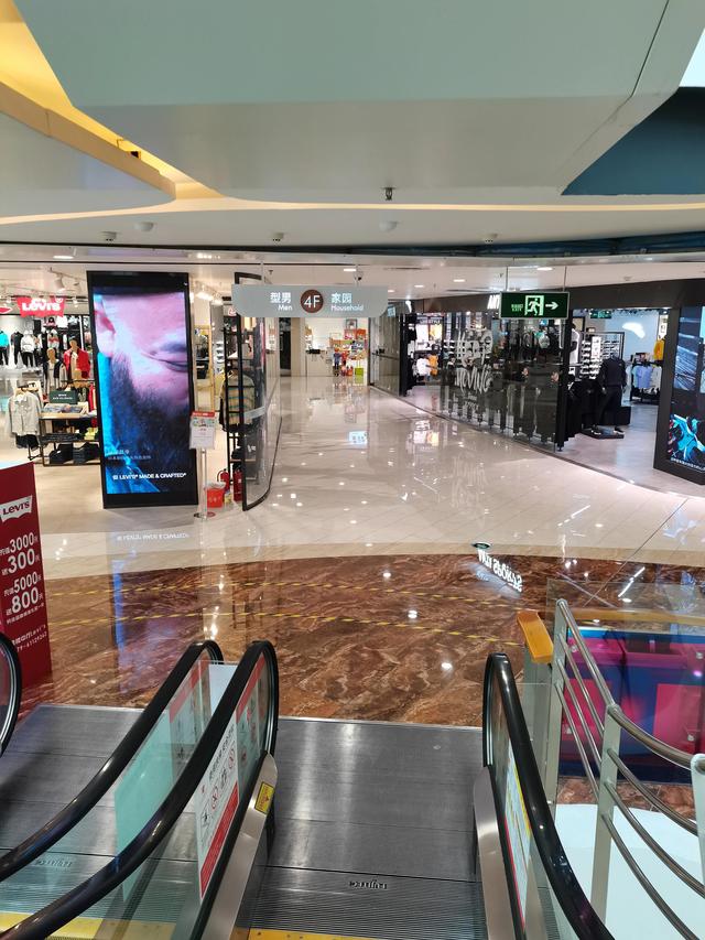 王府井在哪个区，洛阳王府井百货在哪个区（Zara在王府井开了亚洲最大门店）