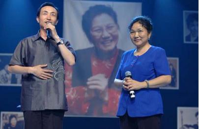 杜十娘跳江后被谁救，杜十娘死前怒扔百宝箱