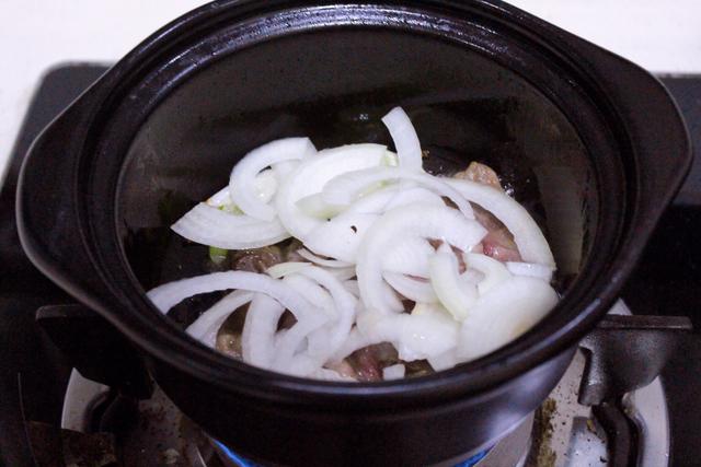 日本的寿喜锅怎么做，寿喜锅热潮来了