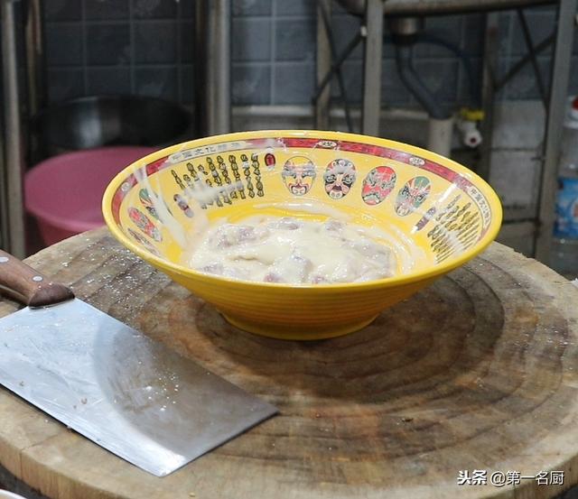 冰镇菠萝咕噜肉的做法，菠萝咕噜肉怎么做好吃