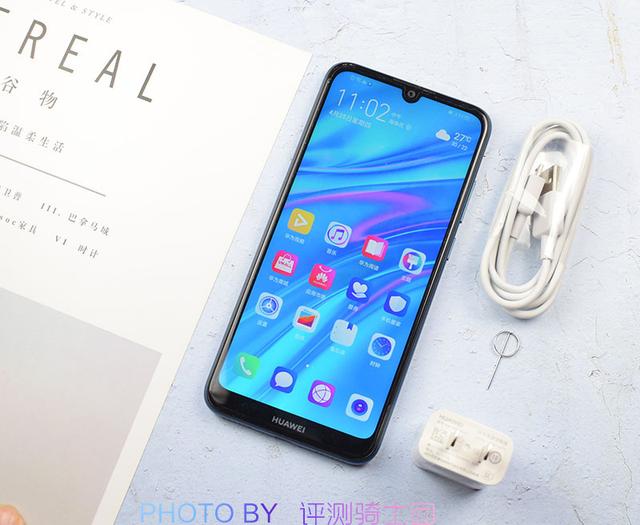 华为畅享9e值得购买吗，华为畅享9e和荣耀play全面评测