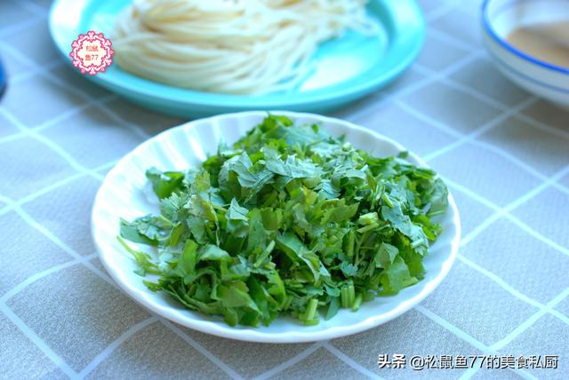 吃火锅必备食材，这些食材是必备（自己在家吃火锅需要准备什么食物）