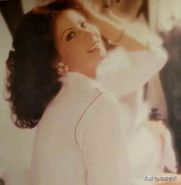 甄妮的经典歌曲，甄妮十大中文金曲（罗文和甄妮唱过那么多次《铁血丹心》）