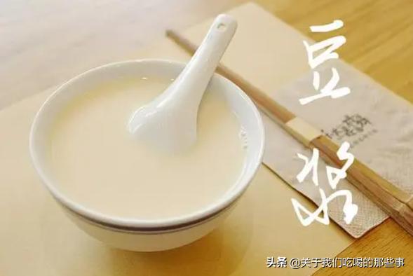 打豆浆豆子泡多久，做豆浆的方法豆子要泡多久（打豆浆之前到底要不要先泡豆子）
