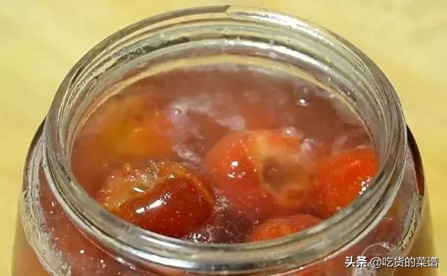 山楂罐头怎么做，家庭自制山楂罐头的做法窍门（学会再也不用花钱买了）