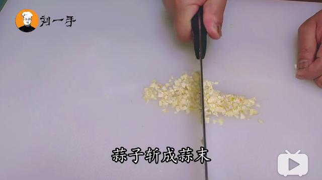 家常菜肉沫粉丝的做法，生熟一致色泽均匀还入味