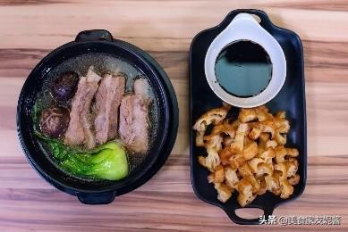 新加坡肉骨茶的正宗做法，大叔家的福建菜：新加坡肉骨茶