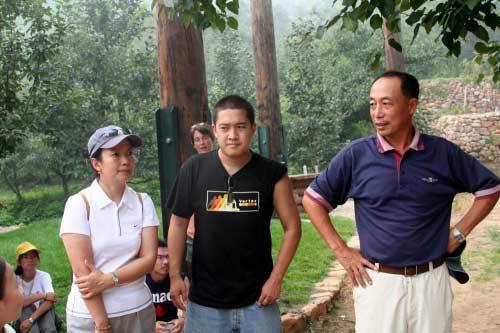 张丰毅 吕丽萍，吕丽萍和张丰毅的孩子（独居小屋精神引担忧）