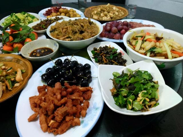 肥胖的花菜(减肥的人花菜怎么做好吃)