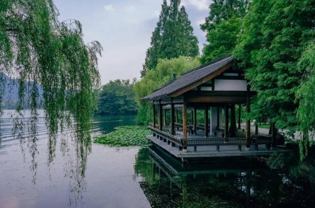 山中留客诗词欣赏，原创诗词杜明新